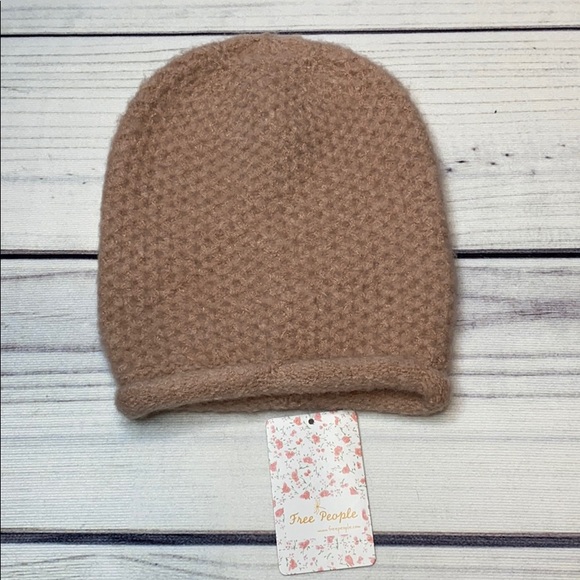 FREE PEOPLE DREAMLAND KNIT BEANIE IN ROSE - Picture 3 of 4